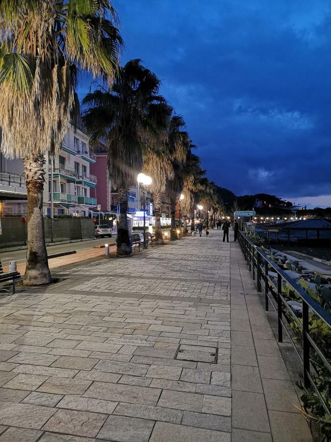 Raggio Di Sole Apartment Sestri Levante Exterior photo